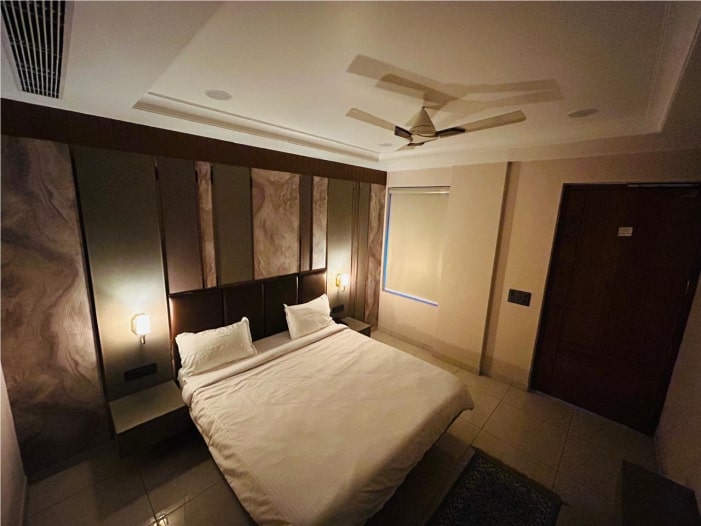 JMD Hotel Room Farrukhnagar